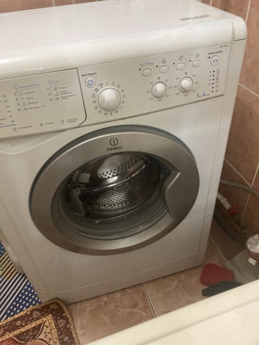 Стиралка lndesit iwsc5085 продаем (переезд)