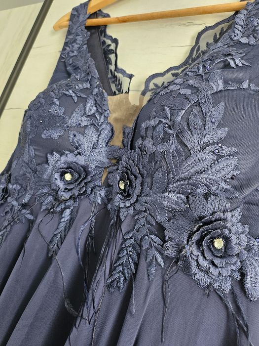 Дълга официална рокля