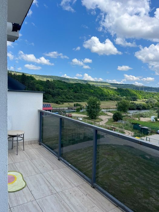 Închiriez apartament cu 2 camere Floresti, str. Tineretului