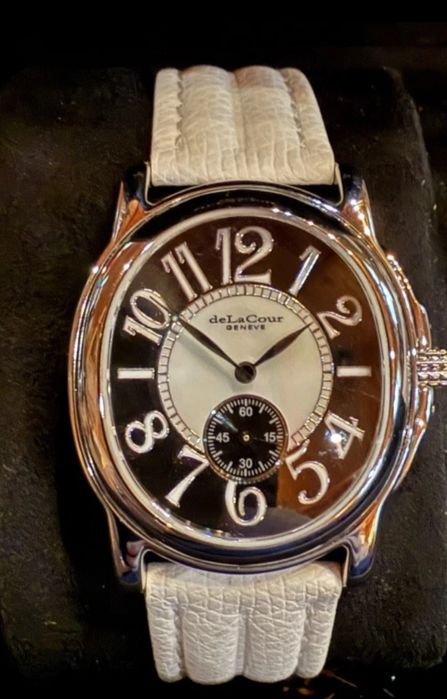 Часы delacour женские