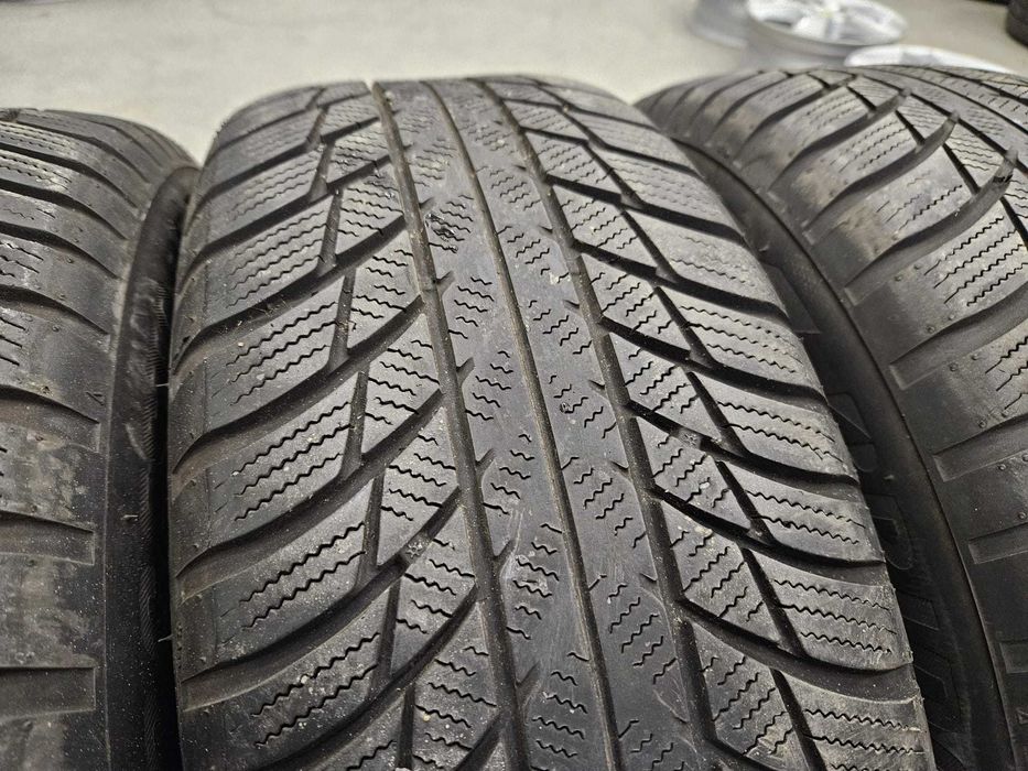 4 Anvelope IARNA 205.60.16 'Bridgestone' Runflat