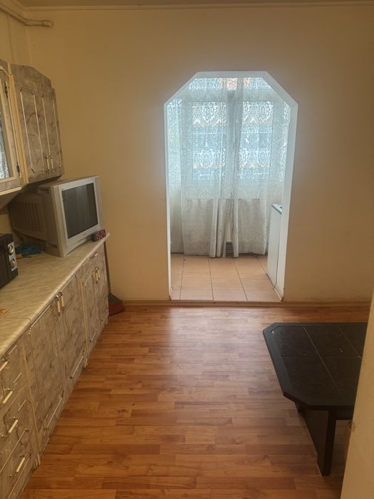 Vând Apartament cu 3 camere