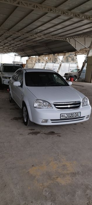 Продам машину срочно