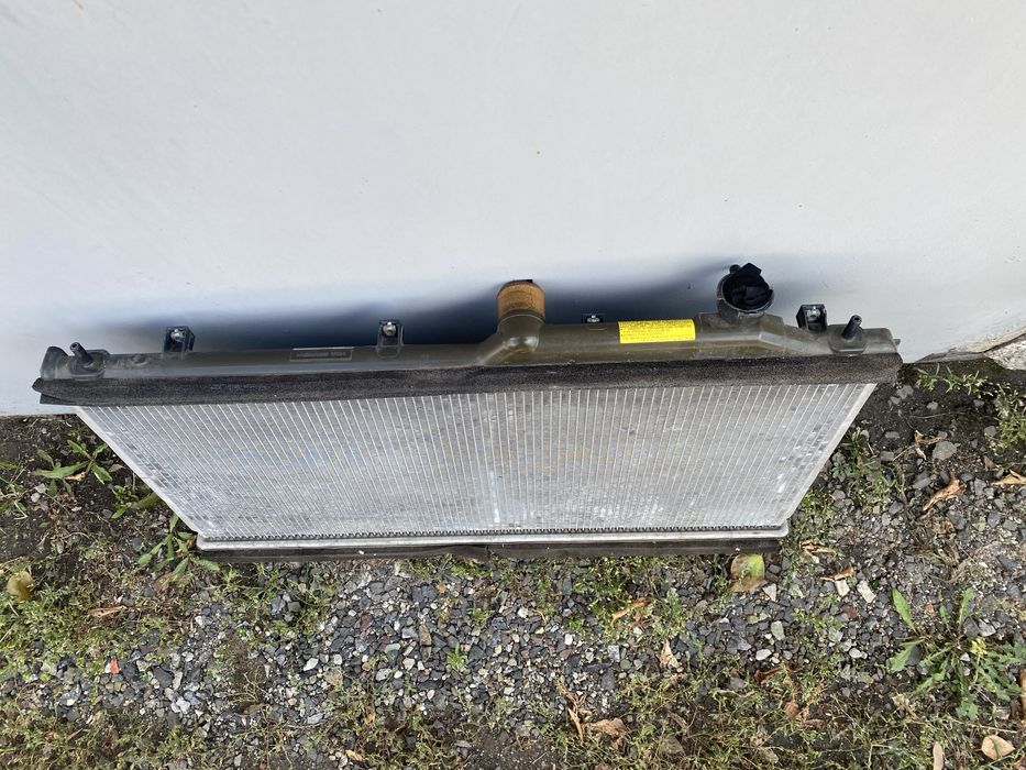 Радиатор Субару Форестер СШ 2008 г.