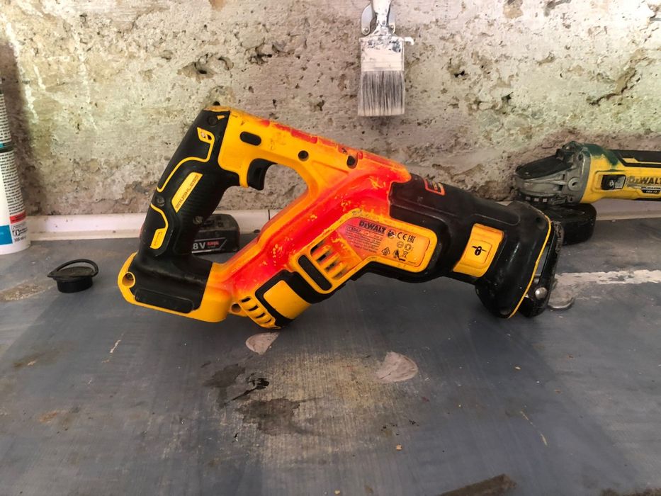 Vând scule dewalt flex și multi fierăstrău