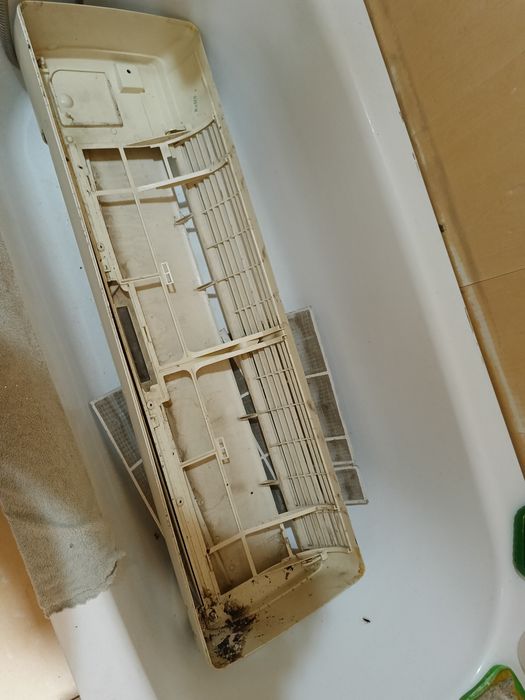 Чистка и ремонт сплит- систем.