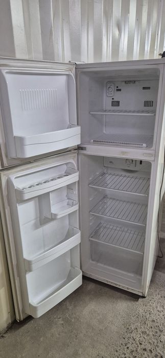 Продам холодильник LG