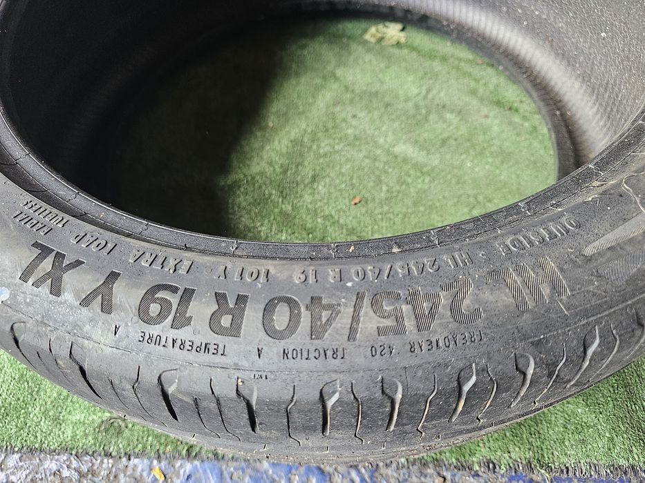 245 40 19 vara continental