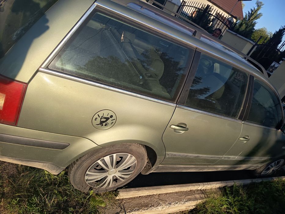 VOLKSWAGEN Passat 2002 — imagine 4