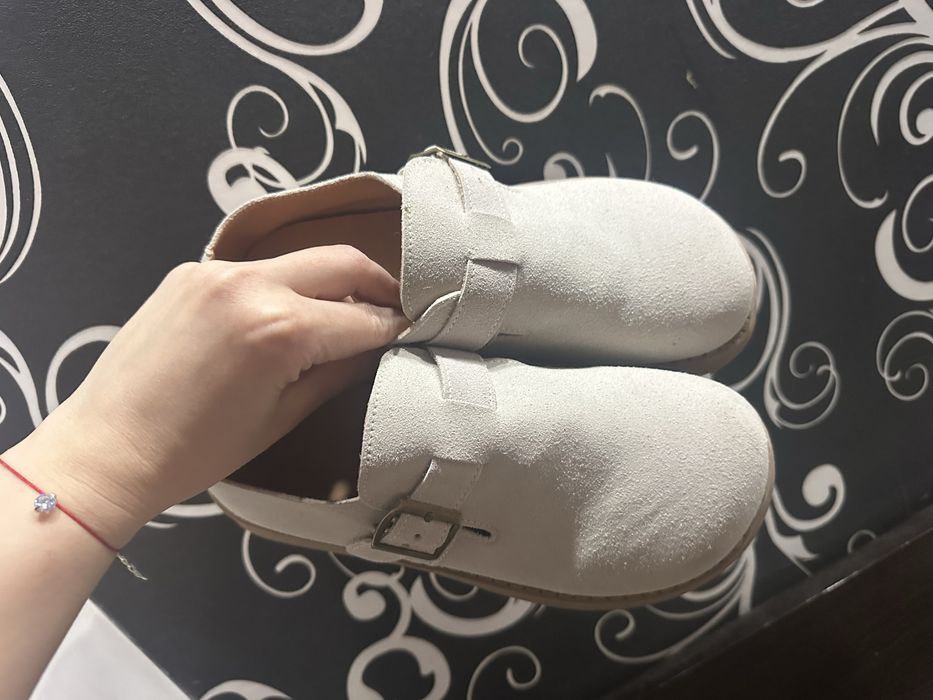 Ботинки новые,замшевые