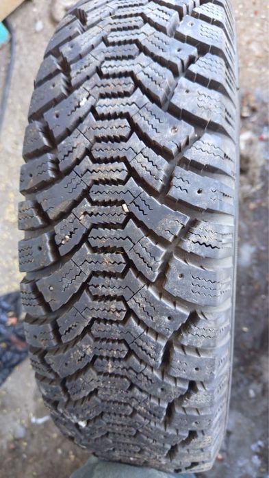 Продам шины зимние