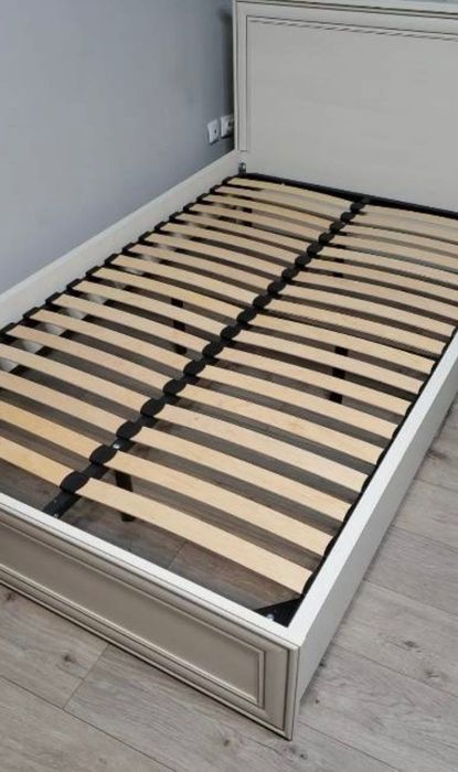 Кровать 200 см * 120 см