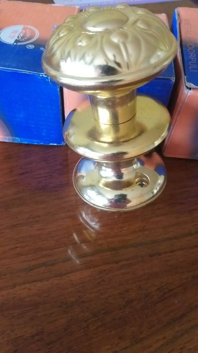 Продам. Дверная ручка!