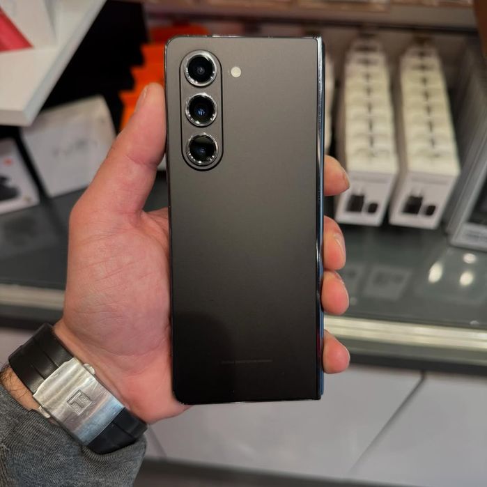 Samsung z Fold 5 12/512Gb