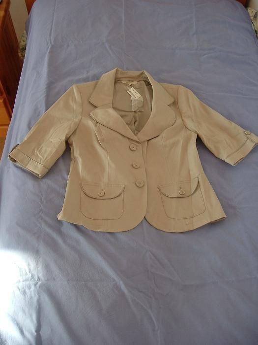 2 Sacouri, 1 vesta + 1 bluza, NOI