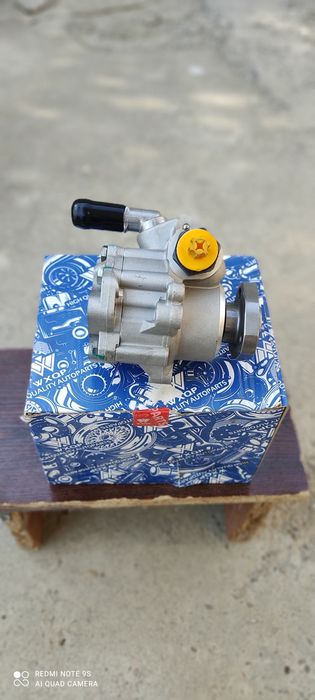 Гур насос Volkswagen Passat Golf Venta