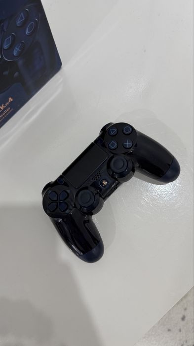 Джойстик/Геймпад Sony Dualshock 4