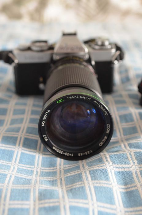 Kit Minolta XD11 aparat foto film + 50mm f1.7 + 35-200mm MACRO + rola film + filtre sky