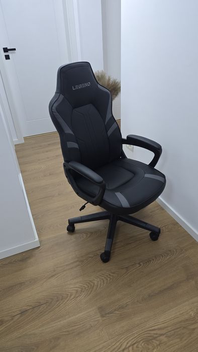 Scaun gaming+birou gaming