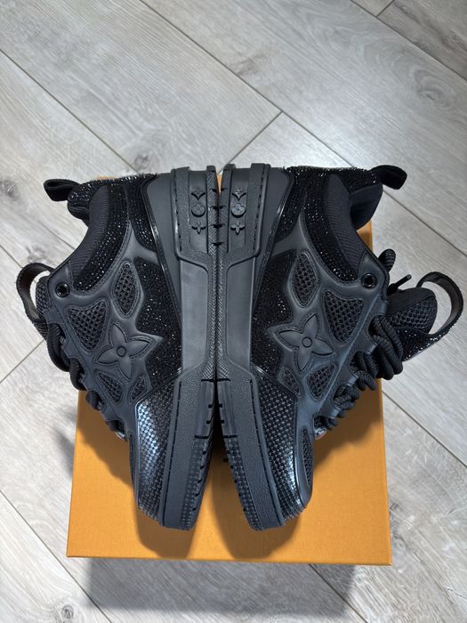 Louis Vuitton Skate Crystal LV