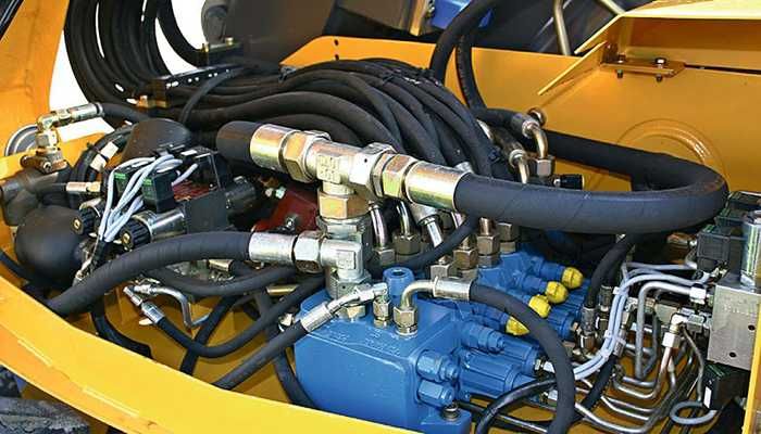 Выездная бригада и услуга расточки посадочных мест втулок спецтехники