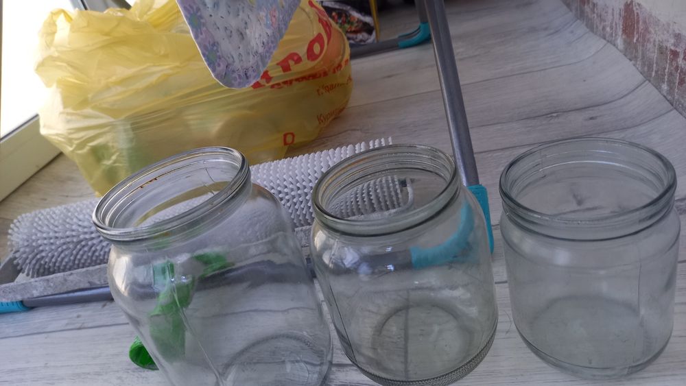 Банк 1л,05 прдам