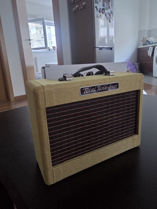 Amplificator Fender Mini 57 twin-amp