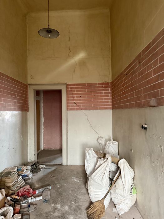 Apartament cu 2 camere ultracentral zona Teatru Arad deasupra de Galeria de Arte Delta