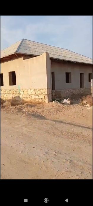 Ховли   сотилади