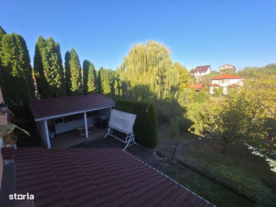 Casa superba, orizont-Livezeni, 920 mp teren