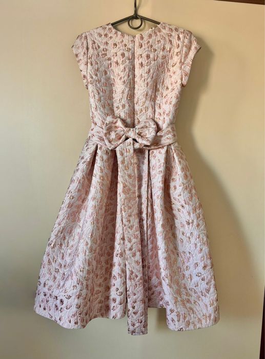 Новое пудровое платье