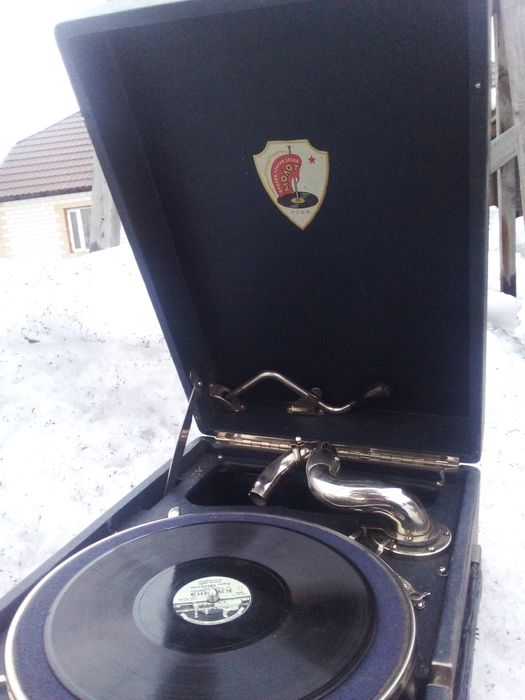 Продам ретро потефон