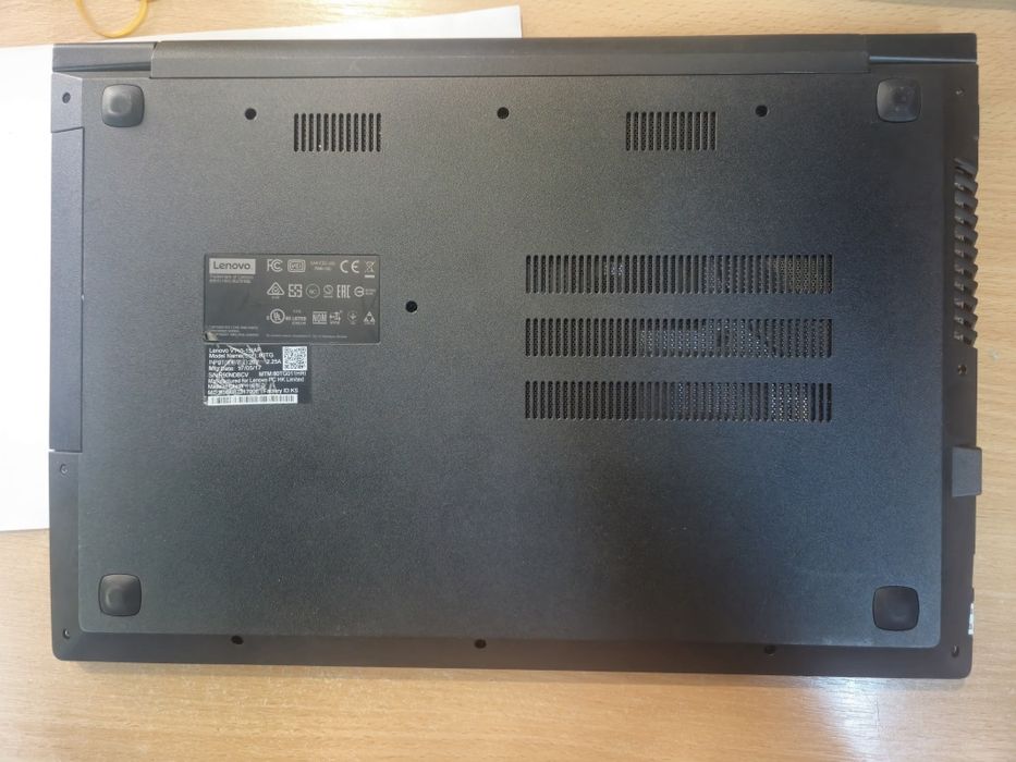 Lenovo V110 cu 8GB RAM , 240GB SSD , HD Graphics , Celeron N3350..19.