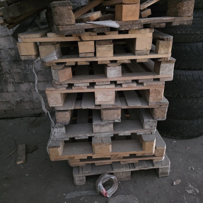 Продам поддоны деревянные.