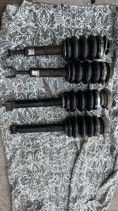 Въдушно окачване и още някой други останали части