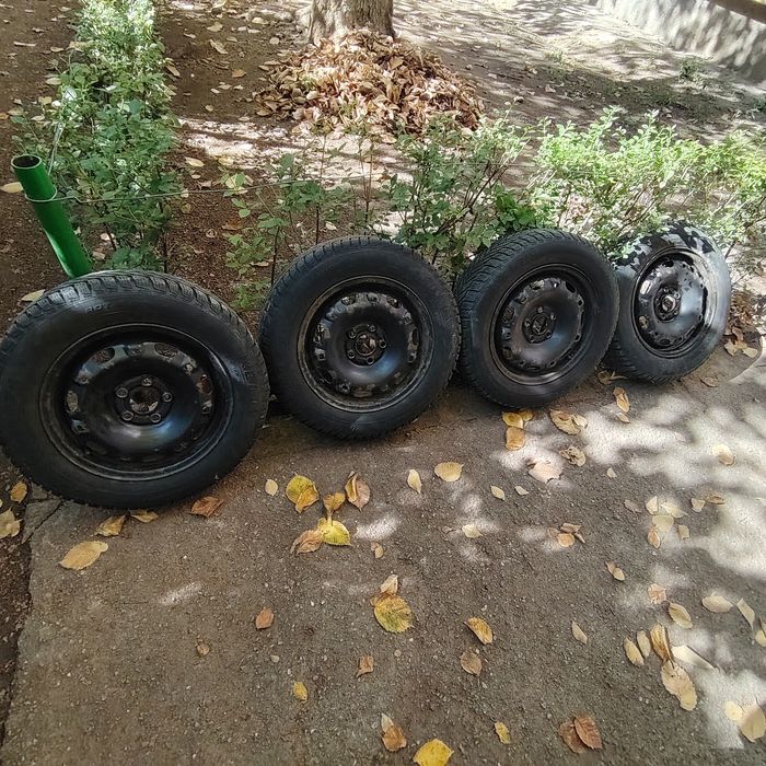 De vănzare Jante cu anvelope!