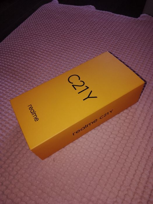 Продам смартфон realme c21y 32gb
