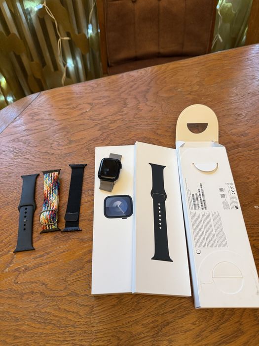 Watch Series 9, GPS + Cellular, Aluminium 41mm Midnight