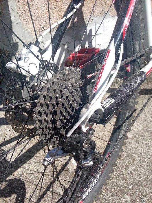 Продавам запазен SHOCKBLAZE R9