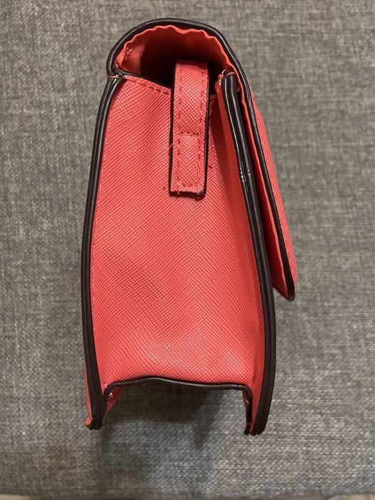 Bershka малка розова чанта