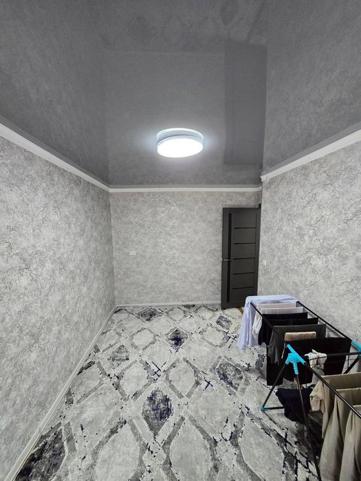 продам 4 комнатную квартиру