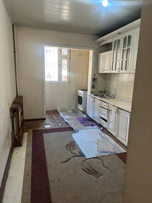 Tinchlik metrodan 4 xona kvartira ijaraga