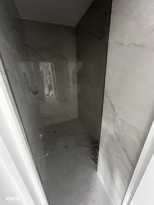 Apartament cu 3 camere de vanzare, 48 mp, Dealul Florilor