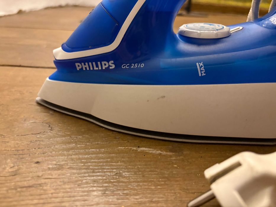 Fier de calcat Philips GC 2510 2000 W functional stare buna