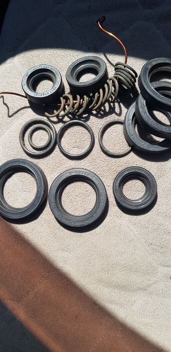 Продам сальники лобовые