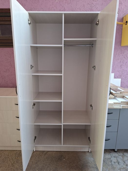 Шкаф, шифонер новый, ламинат