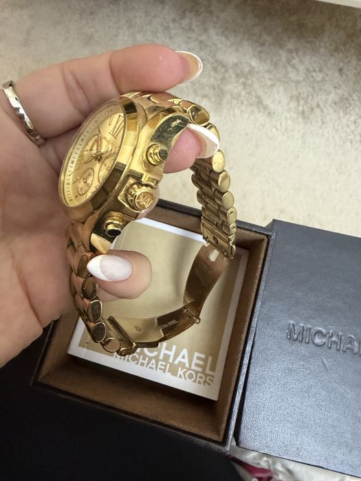 Часовник Michael Kors