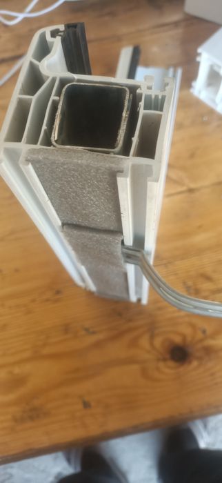 Есік терезе .  жоғары сапада . Окна  двери