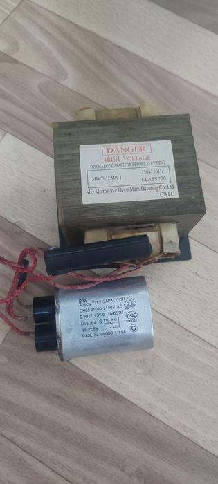 Продам силовой трансформатор и конденсатор для микроволновки.