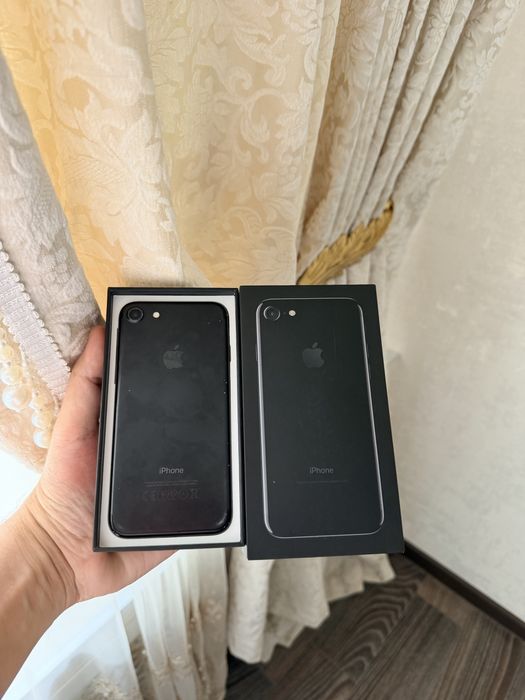 IPhone 7/128Gb - В хорошем состоянии